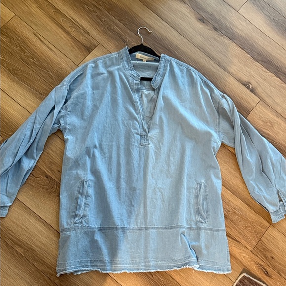 NWT blue velvet chambray oversized top/tunic - Picture 2 of 6